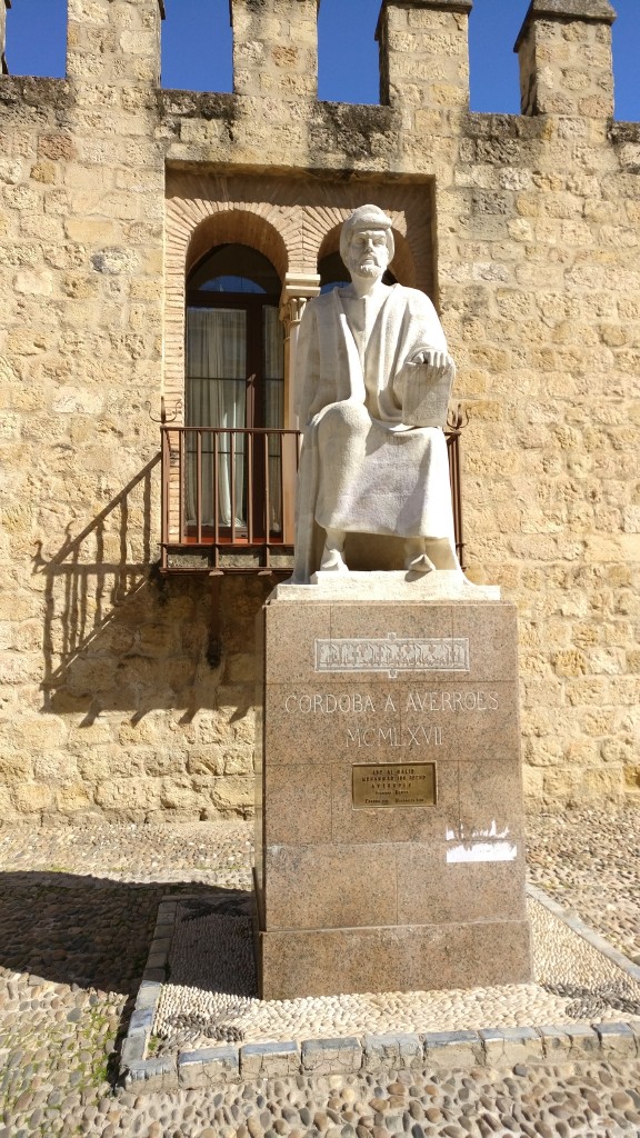 Das Denkmal von Ibn Rushd in Cordoba