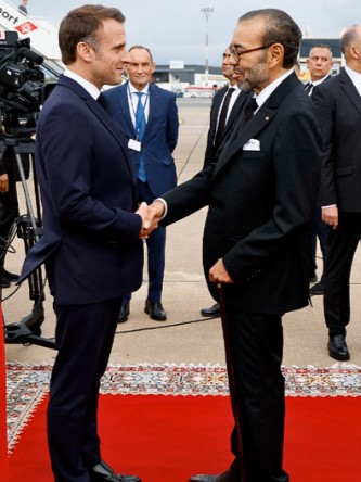 Empfang von Emmanuel Macron durch S.M. König Mohammed VI. Foto: MAP