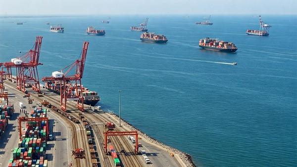 Symbolischer Hafen, Foto mit Hilfe von Gemini erstellt Symbolischer Hafen, Foto mit Hilfe von Gemini erstellt