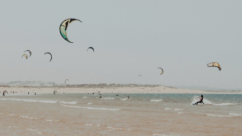 Surfparadies Essaouira, Foto: Louis Hansel auf unsplash