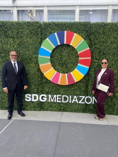 Abdelhak Najib und Dr. Imane Kandili in NY bei der SDG Mediazone Abdelhak Najib und Dr. Imane Kandili in NY bei der SDG Mediazone