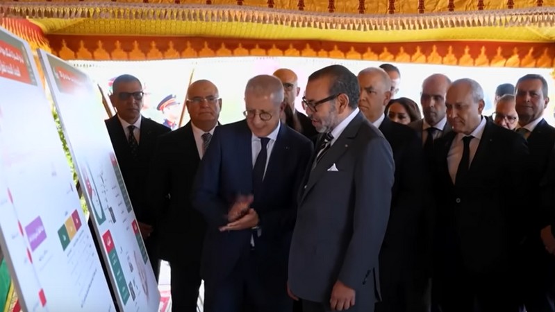 König Mohammed VI werden die Projekte vorgestellt König Mohammed VI werden die Projekte vorgestellt