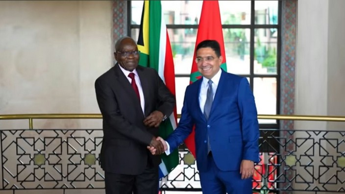 Nasser Bourita empfängt Jacob Zuma, ehemaliger Präsient von Süd-Afrika Nasser Bourita empfängt Jacob Zuma, ehemaliger Präsient von Süd-Afrika