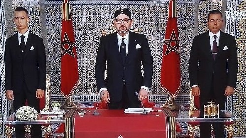 Rede S.M. anlässlich des Aufstandes von König und Volk, Foto: S.M. Mohammed VI, Mly Rachid und Mly Hassan von barlamane.com