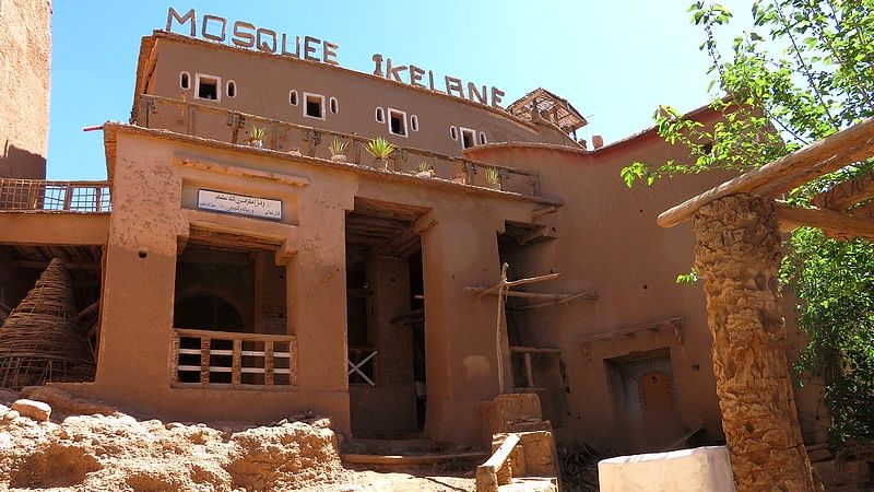 Brand: Moschee und Medersa Ikelane bei Tinghir